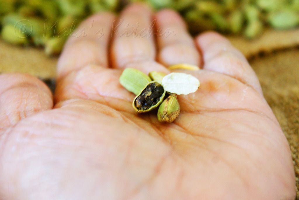 photo cardamompod6_zpsztvcoled.jpg