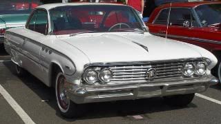 1961-Buick-Invicta-White-fa-le.jpg