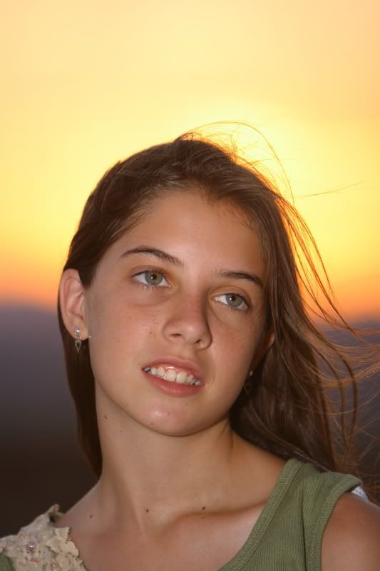 IMAGE: http://i53.photobucket.com/albums/g53/damnplumber/Loniesunset7-07.jpg