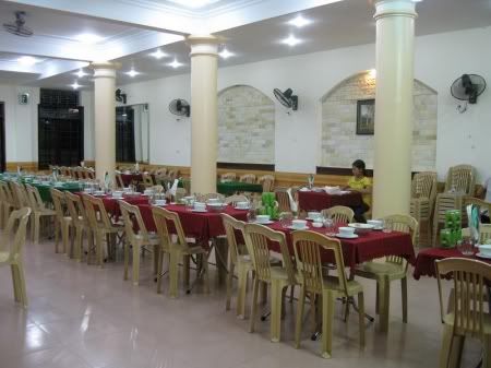 http://i53.photobucket.com/albums/g56/phungbinh/dulichcualocomvn/khach-san/Kk-phuong-phuong/Picture003.jpg