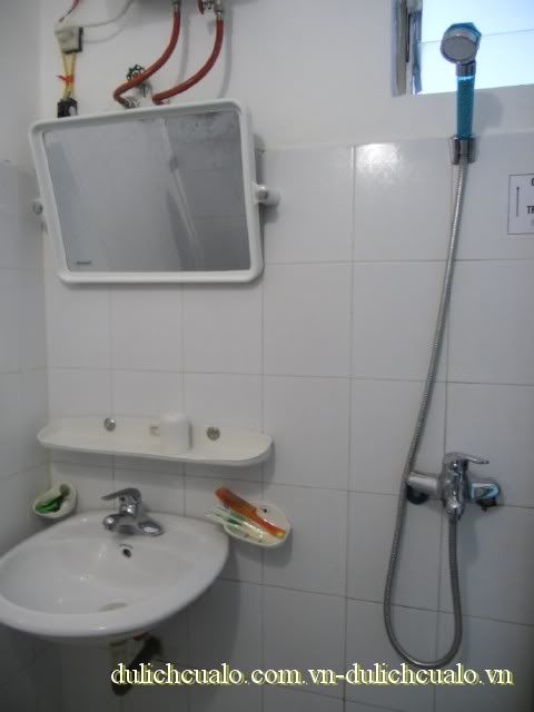 http://i53.photobucket.com/albums/g56/phungbinh/dulichcualocomvn/khach-san/bach-lim/2.jpg