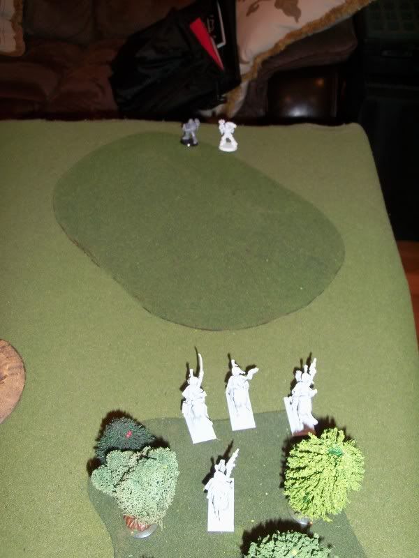 Warhammer 40k Space Marine vs Renegade Imperial Guard