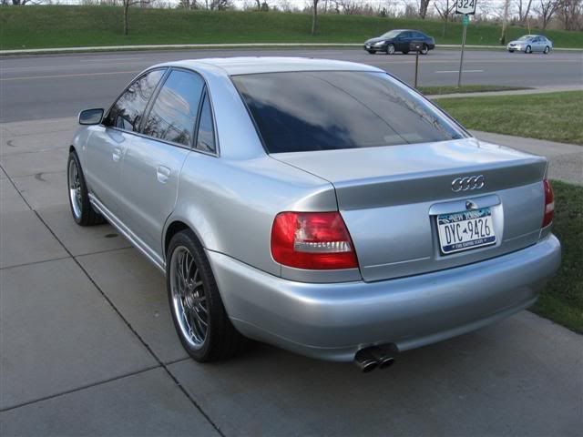 http://i53.photobucket.com/albums/g60/griffiscool/2008_first_shots/Audi004.jpg