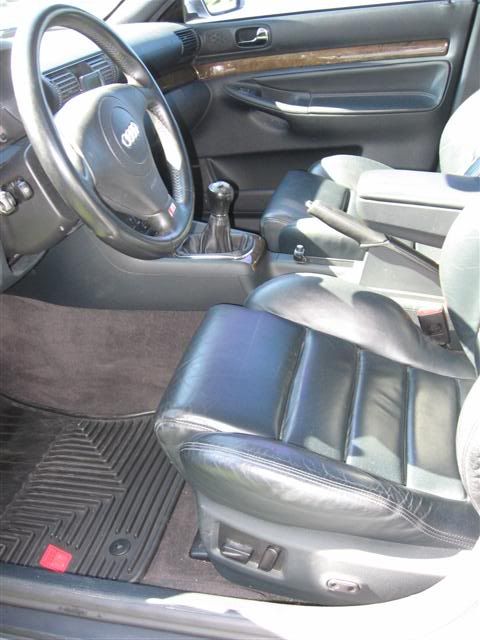 http://i53.photobucket.com/albums/g60/griffiscool/audi_forsale/audi_for_sale004Small.jpg