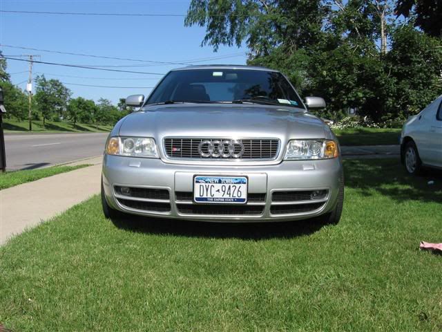 http://i53.photobucket.com/albums/g60/griffiscool/audi_forsale/audi_for_sale012Small.jpg