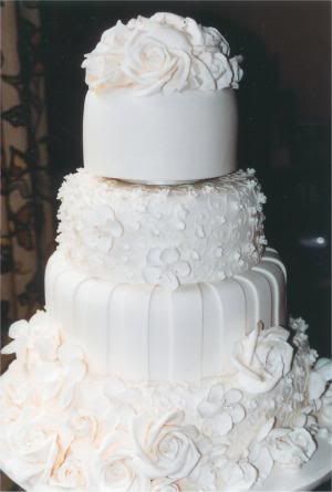elegant wedding cake on Kue Wedding Cake  Elegant White Roses Wedding Cake