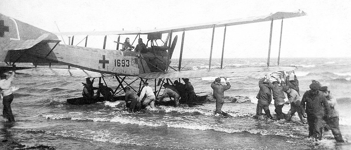 Friedrichshafen_FF-49_seaplane_zps15b314af.jpg~original