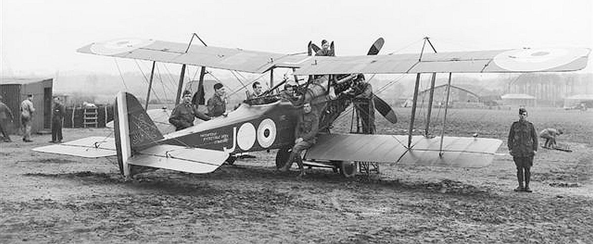 RE8-rear_zps82770226.jpg~original