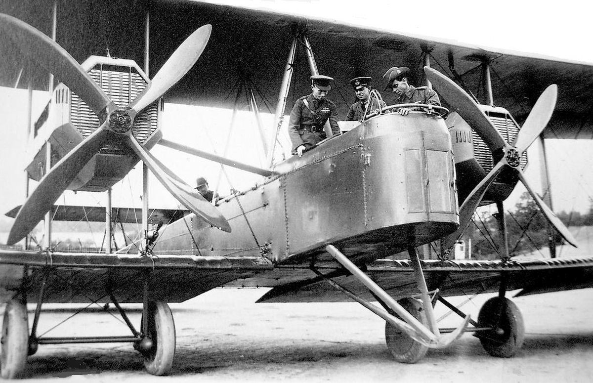 Vickers-Vimy-crew_zps4ca8efc8.jpg~original
