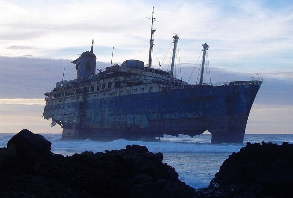shipwreck.jpg