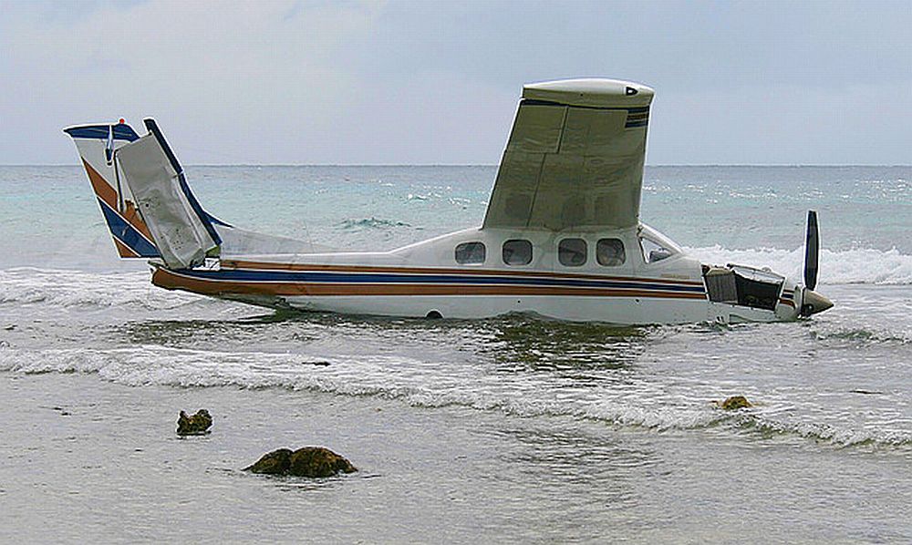 plane-shore.jpg