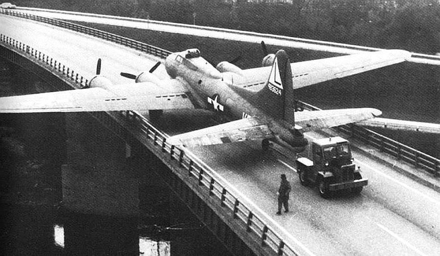 B-17-to-Wright-Fld-1971_zps76d7125f.jpg~original