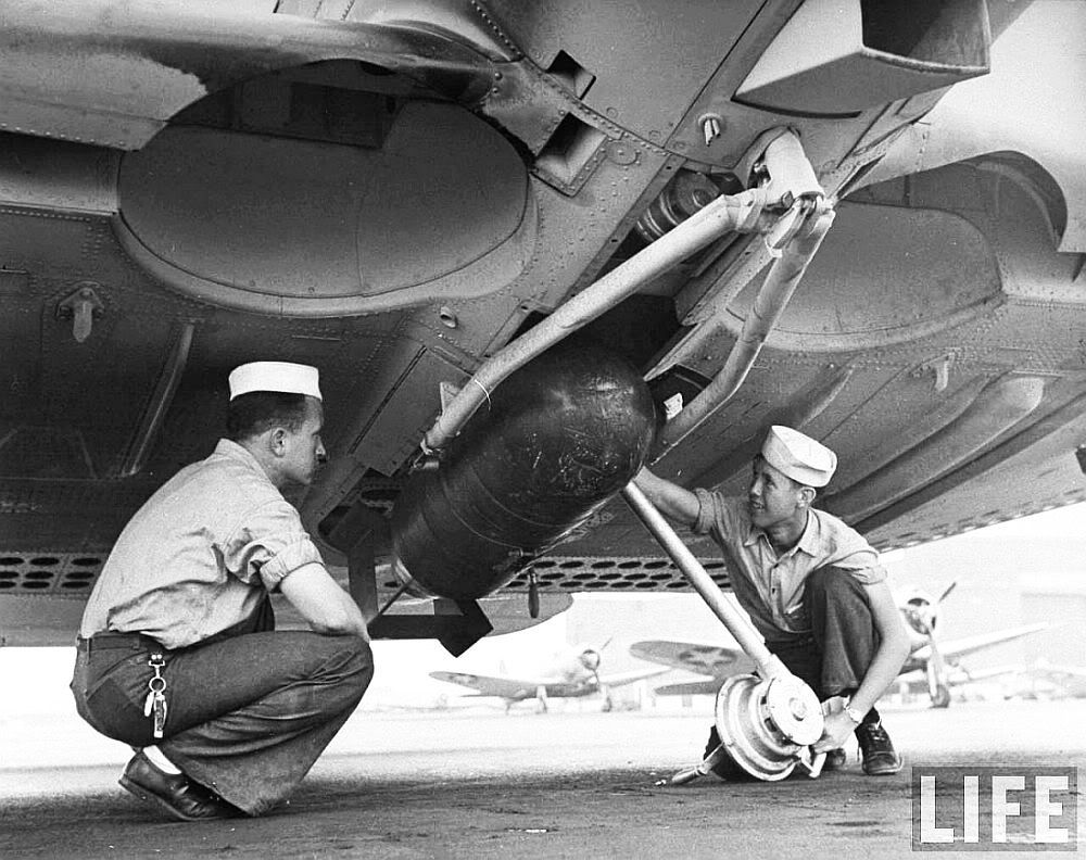 daunt-42_zpse443cb07.jpg~original