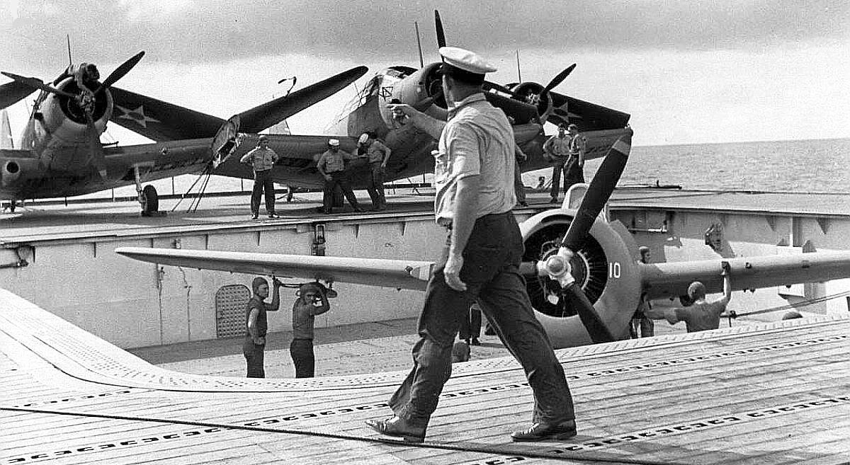 elevator1941_zpsa548ee0d.jpg%7Eoriginal