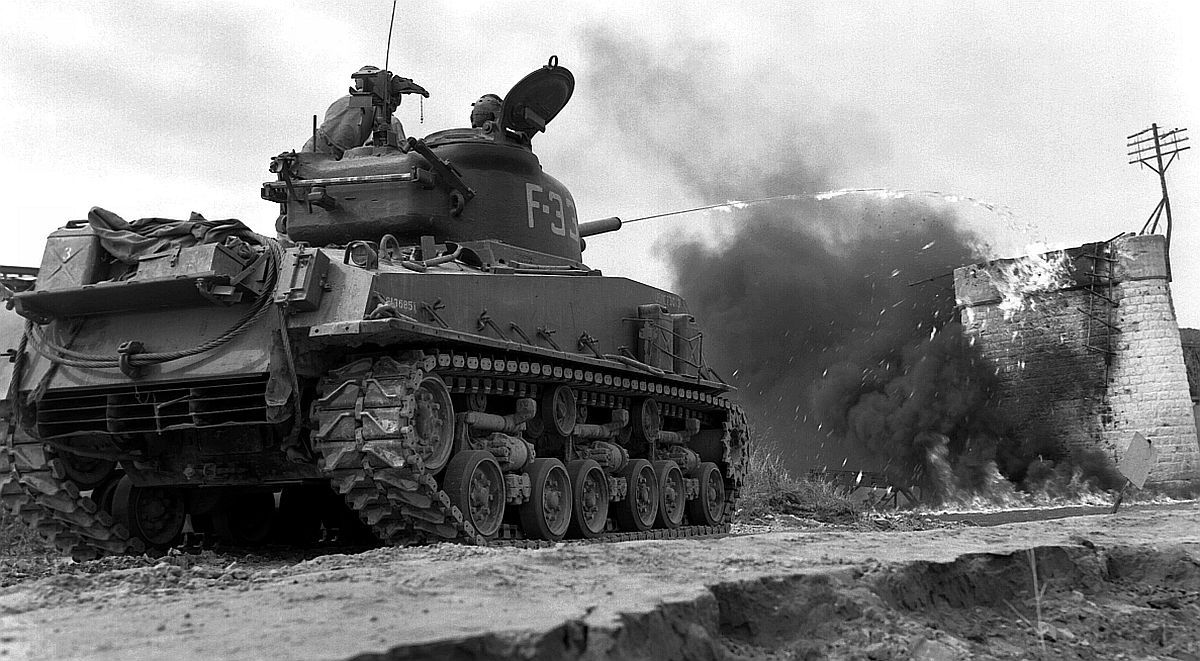 the allied sweep and the defeat On june 6, 1944, the largest seaborne invasion in history took place as allied forces stormed the beaches of normandy, beginning the end of wwii. the allied sweep and the defeat On june 6, 1944, the largest seaborne invasion in history took place as allied forces stormed the beaches of normandy, beginning the end of wwii.
