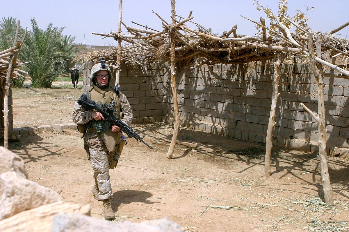 Iraq-patrol2005.jpg