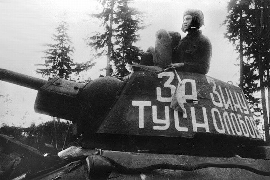 T-34graffiti44.jpg