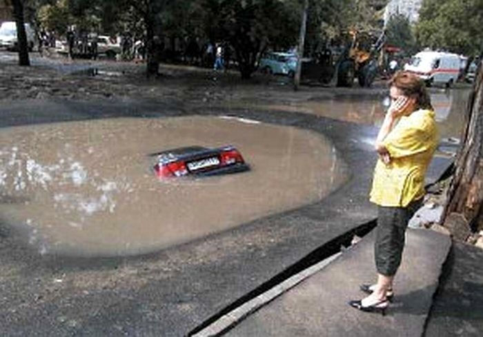 car_puddle.jpg