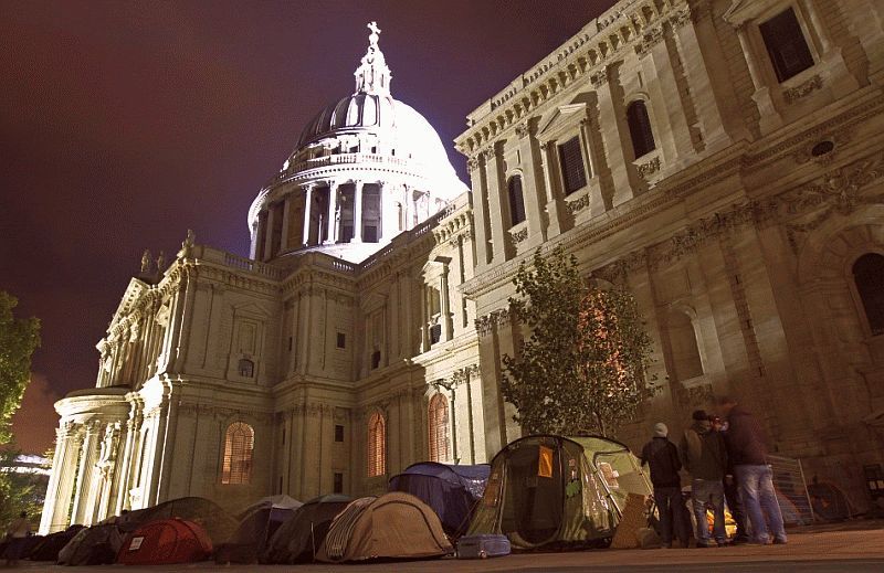 http://i53.photobucket.com/albums/g64/PoorOldSpike/st-pauls-tentsB_zpsff0c2ce5.jpg~original