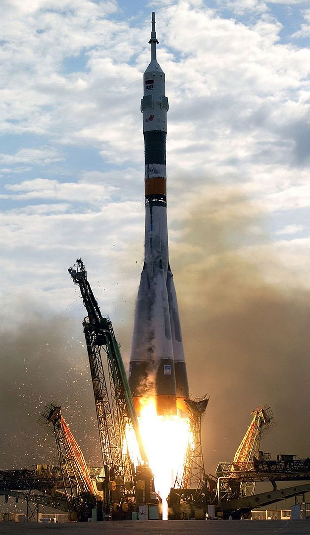 Rus-Soyuz2003.jpg
