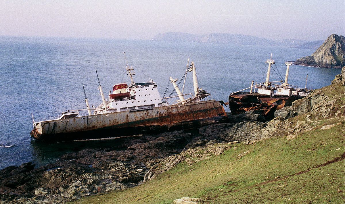 england-shipwreck.jpg