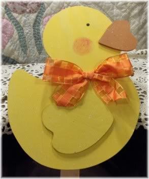 duck,easter,spring,yellow,yard sign,yard stake