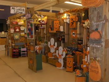 crafts,craft show,halloween,sign,Stock N Stuffers,wood