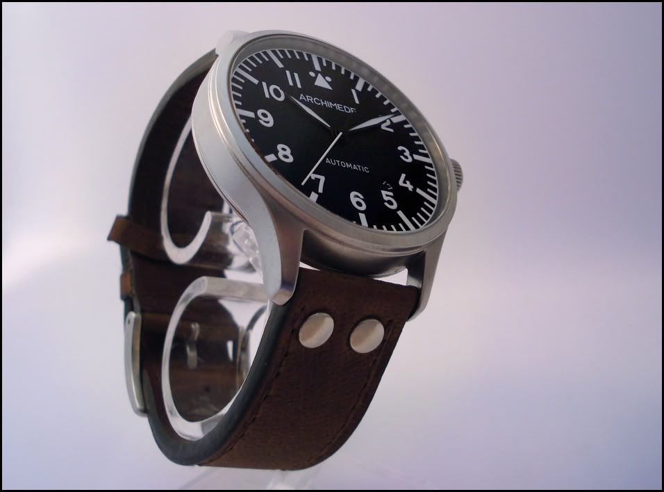 http://i53.photobucket.com/albums/g70/johnbat81/Archimede%20Flieger/DSC00900uploadversion.jpg
