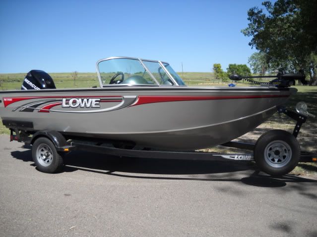 Lowe_boat001.jpg