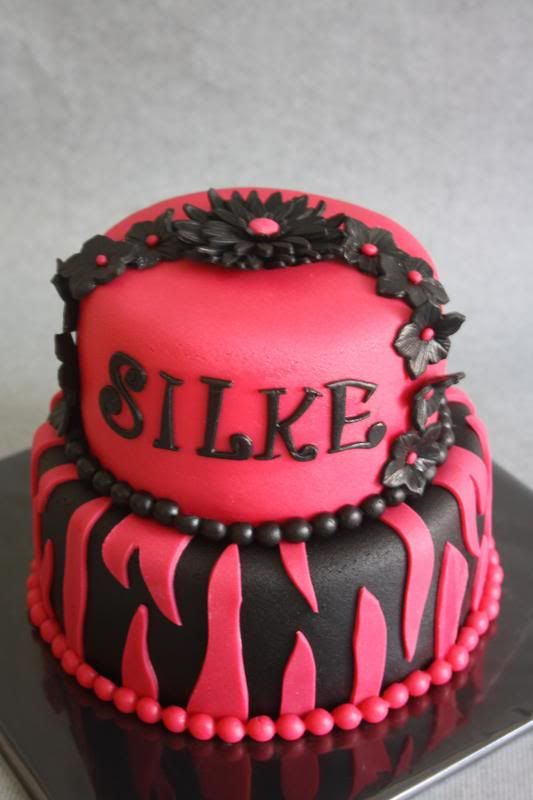 http://i53.photobucket.com/albums/g73/wolliew/taarten/003-14_zps1cc993e9.jpg