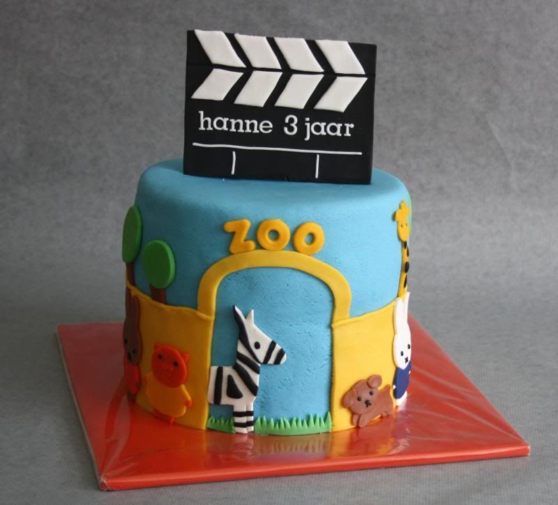 http://i53.photobucket.com/albums/g73/wolliew/taarten/005-6_zps3f9f6c4c.jpg