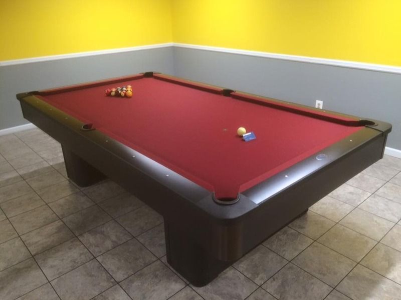 pooltable_zpsbi0u1bg0.jpg