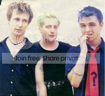 https://i53.photobucket.com/albums/g49/walking_contradiction91/greenday4.jpg