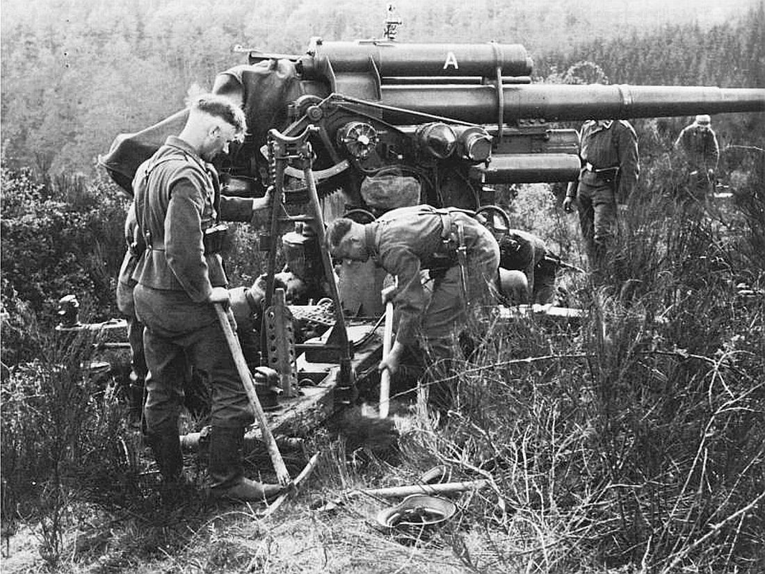 German guns/ artillery/ self-prop arty | The Few Good Men Wargaming Club